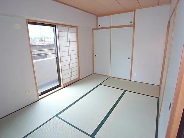 ライオンズマンション西院