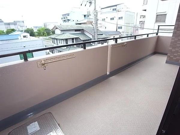 ライオンズマンション西院