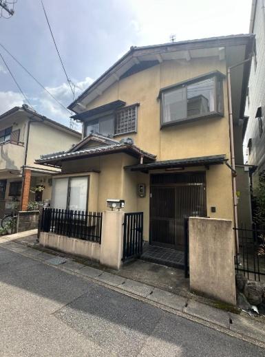 右京区嵯峨甲塚町　中古戸建