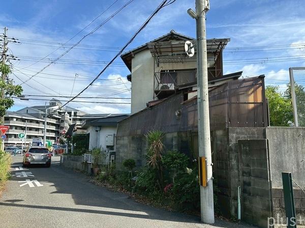 右京区常盤神田町　店舗付中古戸建