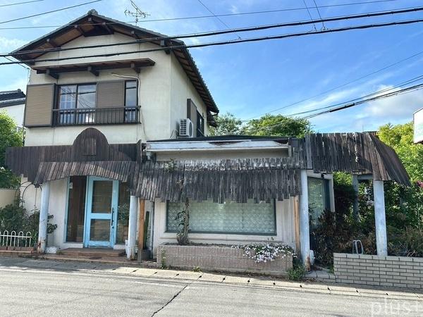 右京区常盤神田町　店舗付中古戸建