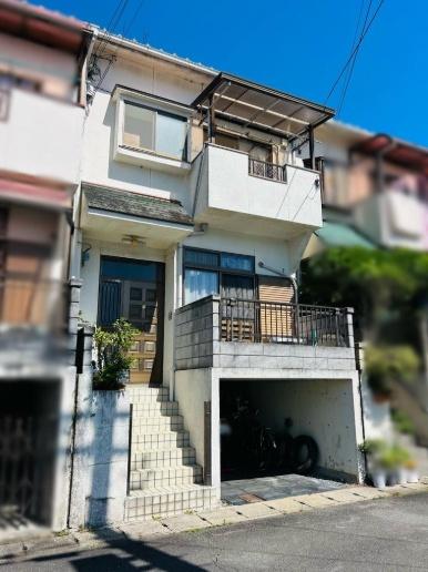 京都市右京区嵯峨野六反田町の中古一戸建て