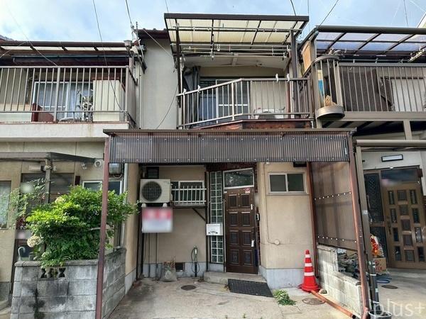右京区太秦小手角町　中古テラス