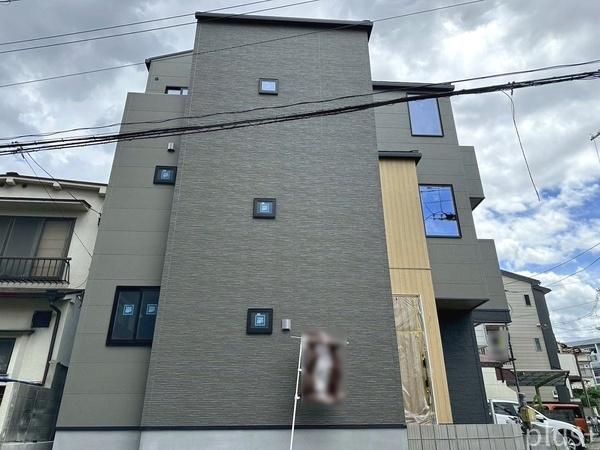 右京区西京極堤下町　新築戸建