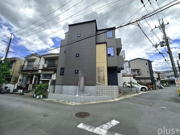 右京区西京極堤下町　新築戸建
