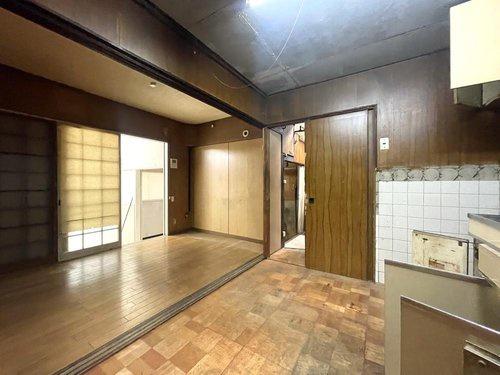 北区紫野西藤ノ森町　店舗付戸建
