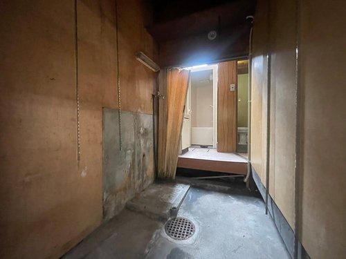 北区紫野西藤ノ森町　店舗付戸建
