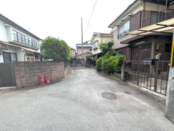京都市右京区嵯峨広沢御所ノ内町の土地