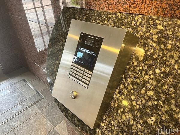 ファミールガーデン二条駅前　西棟