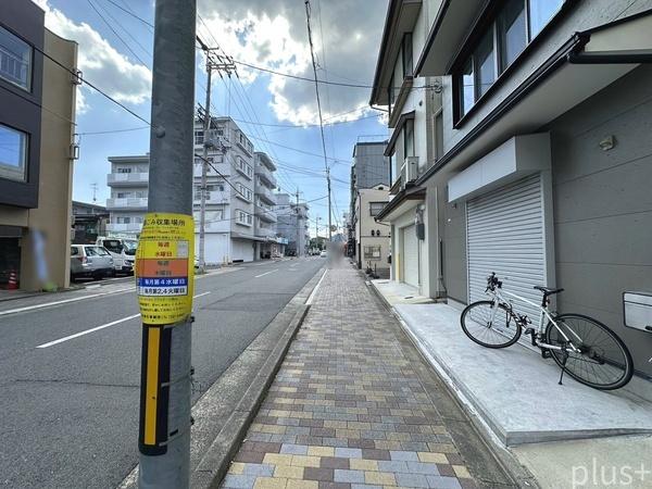 北区紫野中柏野町　店舗付戸建