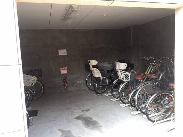 ライオンズマンション西院