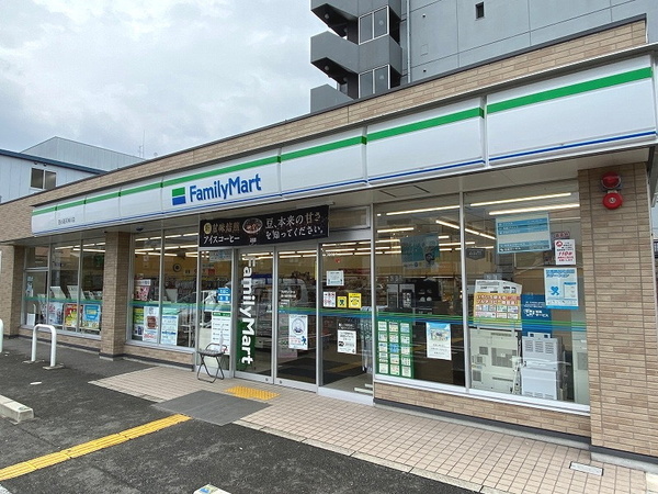パデシオン御池西ノ京グラン(ファミリーマート西小路天神川店)