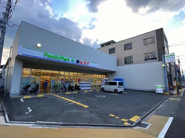 京都市上京区新美濃部町の土地(ファミリーマート薬ヒグチ西陣北店)