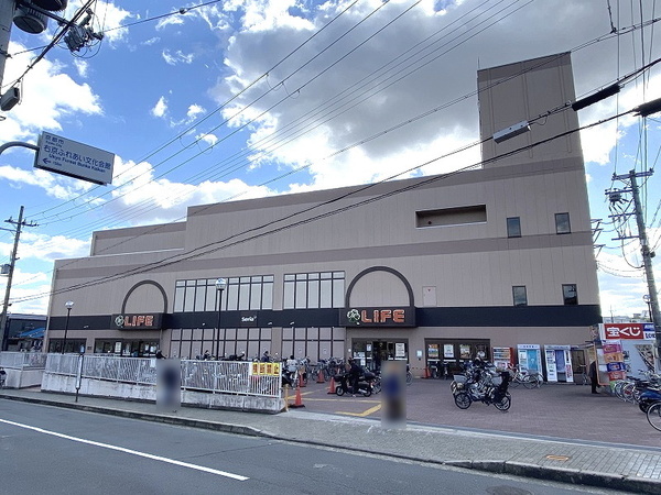 プレサンスロジェ太秦天神川Ⅱ(ライフ太秦店)