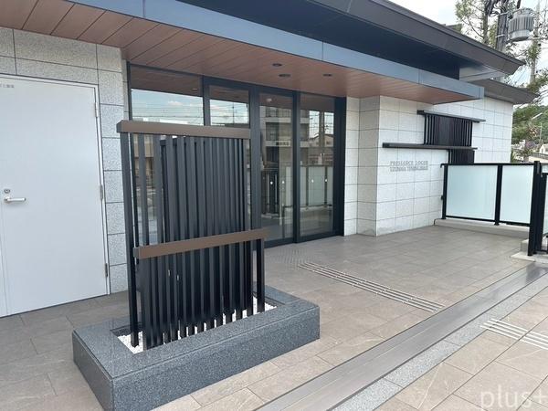 プレサンスロジェ太秦天神川Ⅱ