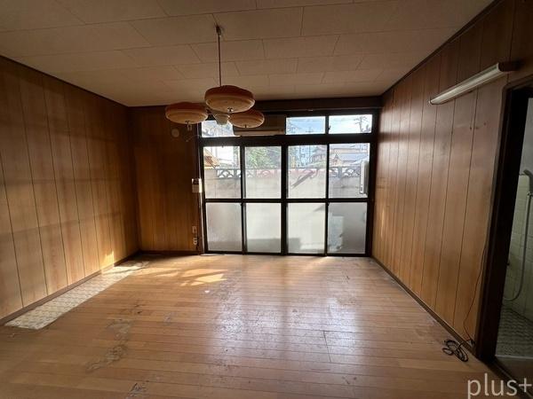 右京区花園段ノ岡町　中古テラス