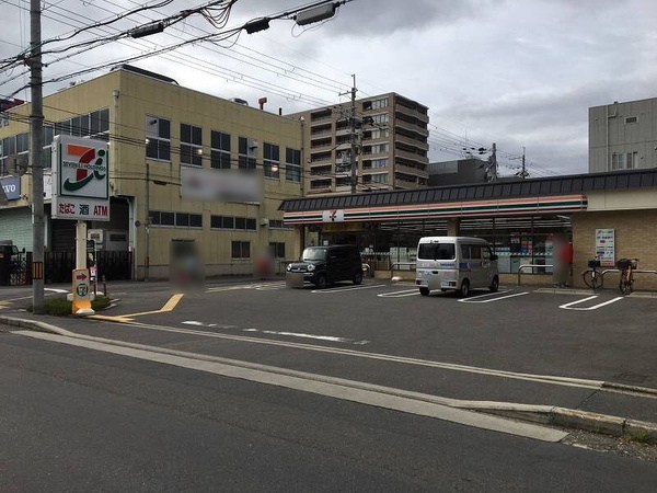 西京極ハイツ(セブンイレブン西院月双町店)
