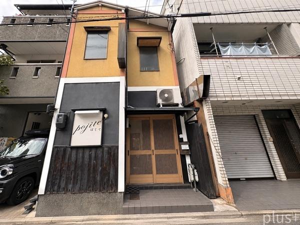 太子道に面する店舗付戸建