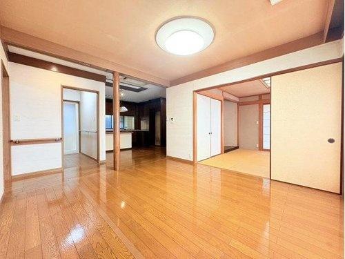北区小山花ノ木町　一棟アパート＋中古戸建