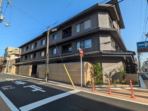 パラドール京都御所北室町邸