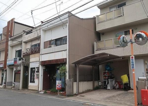 右京区太秦森ケ前町　店舗付テラスハウス