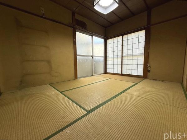 京都市右京区太秦開日町の中古一戸建て