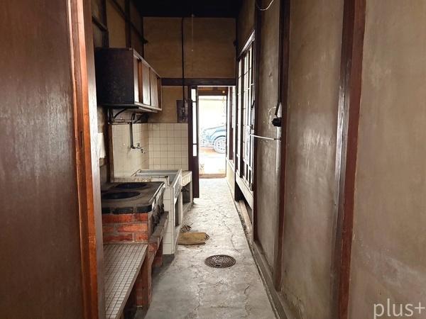 京都市右京区西京極畑田町の中古一戸建て