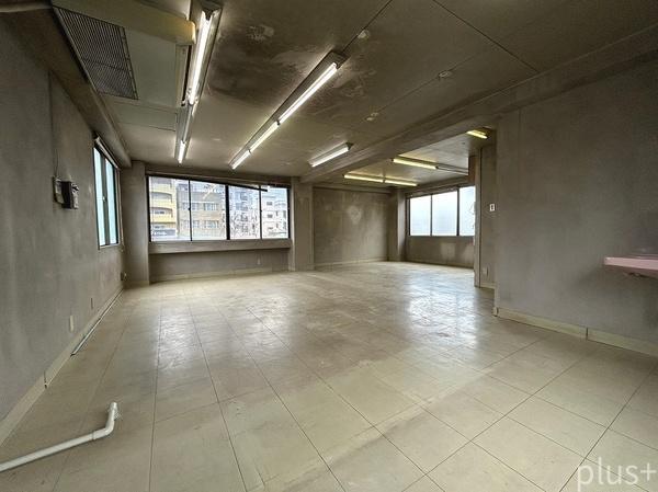 上京区四町目　店舗付中古ビル