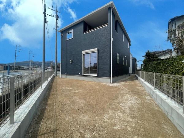 鳥栖市萱方町第二　4号棟　全4棟