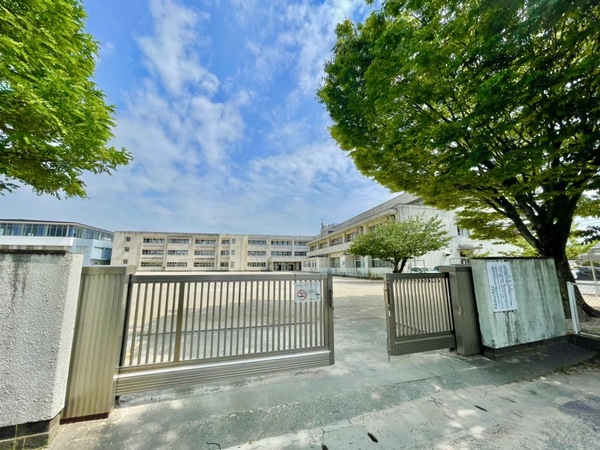 筑紫野市二日市北4丁目 1号棟 全2棟(筑紫野市立二日市北小学校)