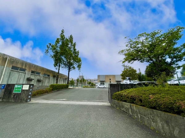 小郡市津古の中古一戸建て(小郡市立三国中学校)