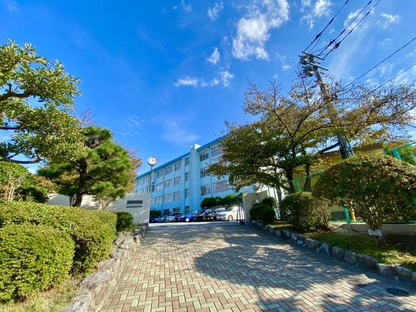 城南区友丘6丁目3期 1号棟 全4棟(福岡市立金山小学校)