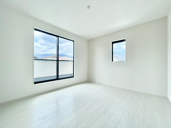 南区花畑3丁目4期 1号棟 全1棟(寝室)