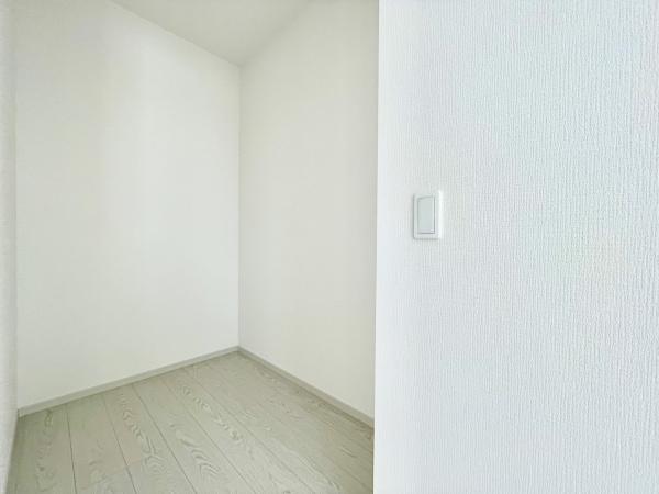 南区花畑3丁目4期 1号棟 全1棟(収納)