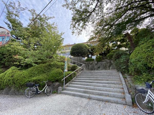 福岡市城南区長尾4丁目の土地(福岡市立長尾小学校)