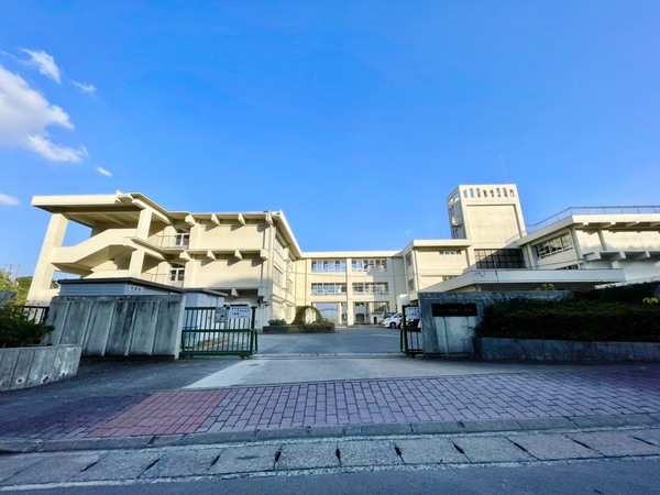 南区柏原3丁目2期 1号棟 全1棟(福岡市立柏原小学校)