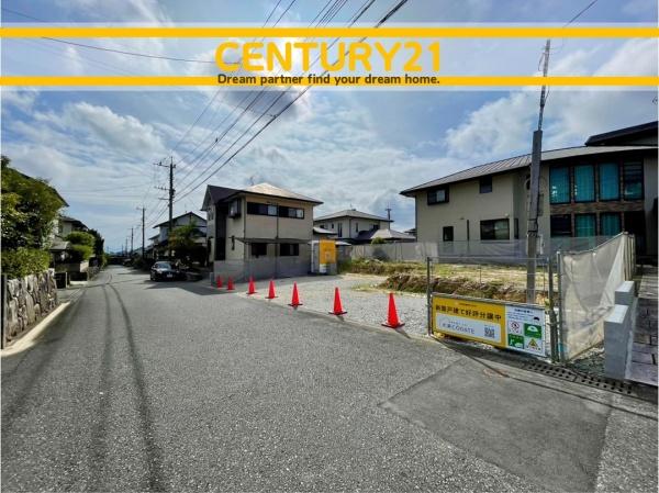 鳥栖市弥生が丘5丁目　全1棟