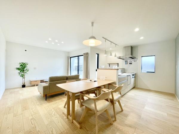 鳥栖市古賀町　4号棟　全4棟