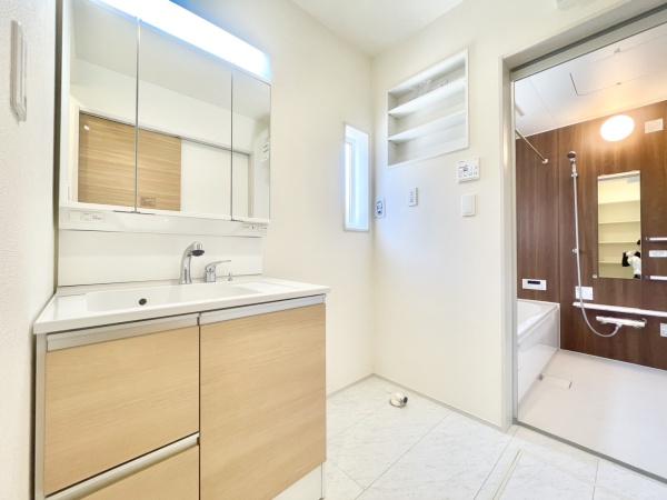 南区屋形原4丁目　1号棟　全2棟