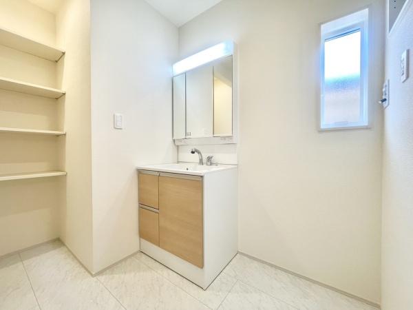 南区屋形原4丁目　1号棟　全2棟