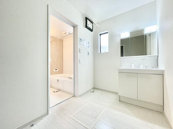 南区中尾1丁目3期　2号棟　全2棟