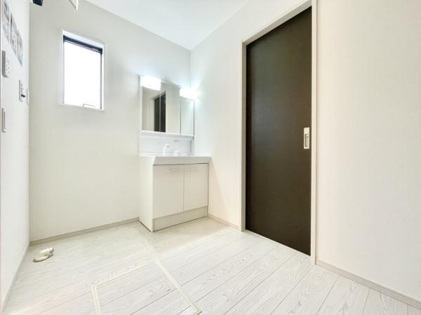 南区中尾1丁目3期　2号棟　全2棟