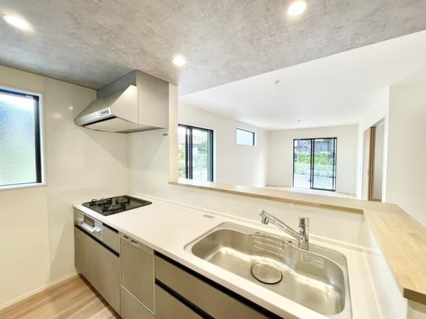 南区曰佐5丁目3期　1号棟　全2棟