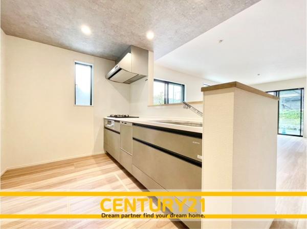 南区曰佐5丁目3期　1号棟　全2棟