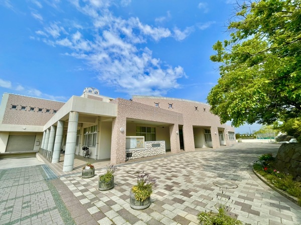 筑紫野市塔原西2丁目 全1棟(筑紫野市立天拝小学校)