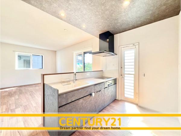 小郡市小板井　1号棟　全2棟