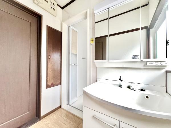 久留米市西町の中古一戸建て(洗面台・洗面所)