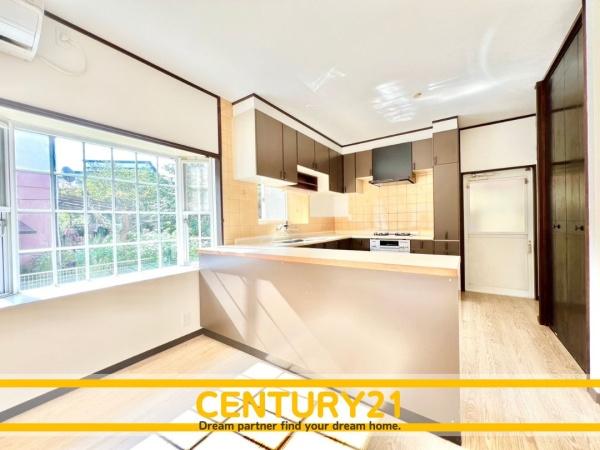 久留米市西町の中古一戸建て(リビング)