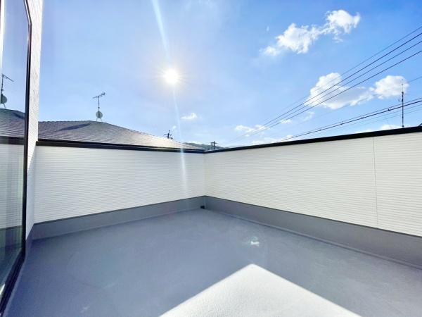 南区鶴田3丁目4期 全1棟(バルコニー)