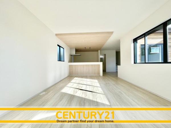 南区鶴田3丁目4期 全1棟(リビング)